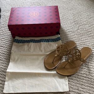 Tory Burch Sand Patent Logo Medallion Thong Sandals
